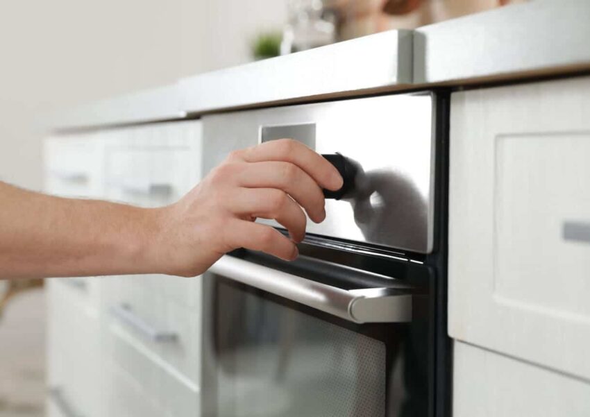 How Long to Preheat Oven for Pizza