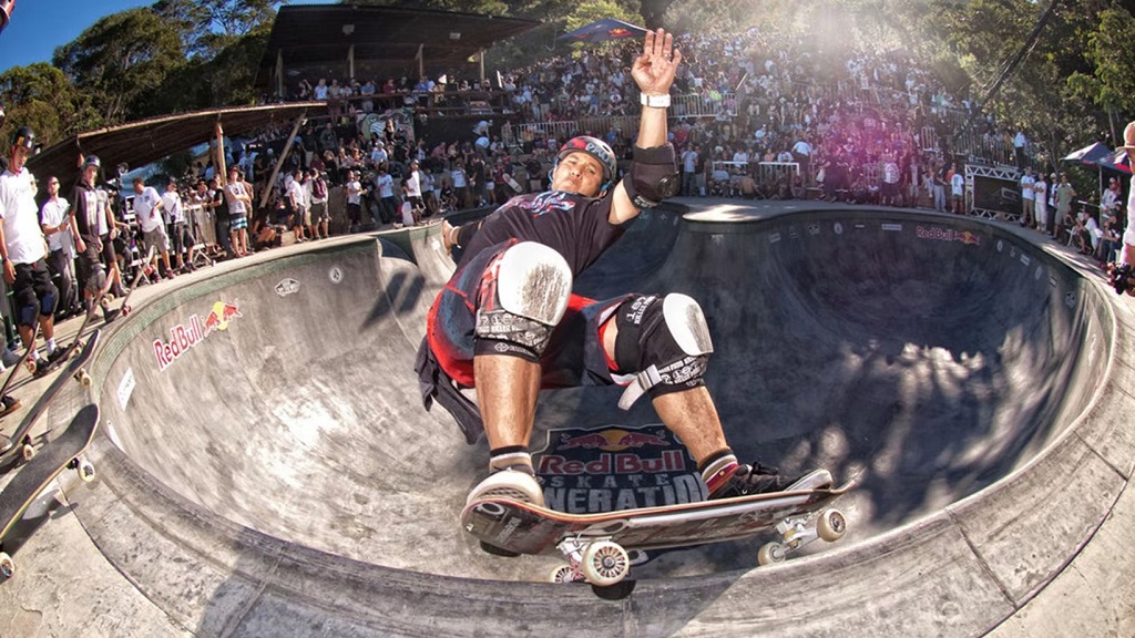 Wear a Helmet Skateboarding for Comfort and Style